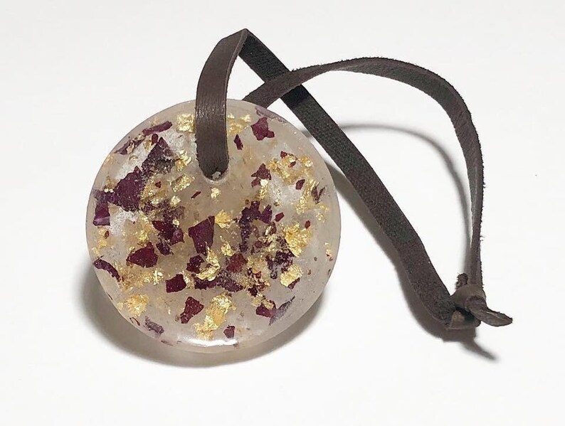 Memorial ornament-circle
