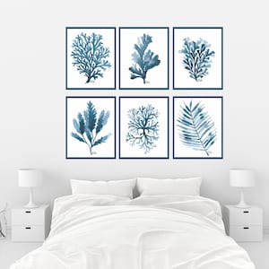 Blauw koraal set van 6 aquarelafdrukken, oceaanmuurkunst, stranddecor, badkamer muurkunst, indigoblauw decor, oceaanafdrukken, onderwaterkunst