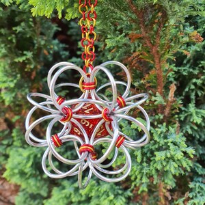 Dice Bauble | Chainmail Ornament | Christmas D20 | Chainmaille | Christmas Tree Bauble | Nerd Xmas | Geek Present | Red Die | RPG Gift
