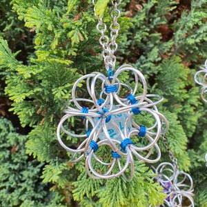 Dice Bauble | Chainmail Ornament | Christmas D20 | Chainmaille | Christmas Tree Bauble | Nerd Xmas | Geek Present | Ice Die | RPG Gift