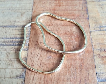 2/4/8 x Organic Drop Shaped Open Back Bezel Connectors, Shiny Gold Plated, 39mm x 28mm, by Jewellery Making Supplies London ( JMSLondonCo ).