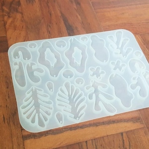 Assorted Silicone Mould for Earring Charms, For UV & Epoxy Resin, Abstract Shapes in Pairs, 155mm x 110mm, by JMSLondonCo.