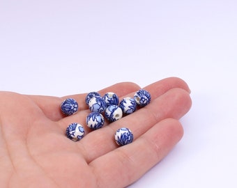 5/10 x Ceramic Beads with Blue Flower Pattern, 8mm Round, by Jewellery Making Supplies London ( JMSLondonCo )