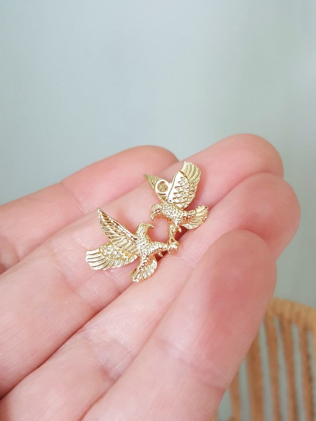 1-2-4-x-gold-plated-eagle-charms-16mm-x-11mm-18k-gold-plated-brass