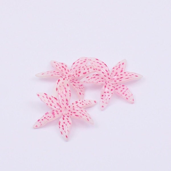 2/4 x 3D Tiger Lily Acrylic Flower Shaped Beads, Approx Diameter 25mm, by Jewellery Making Supplies London ( JMSLondonCo )