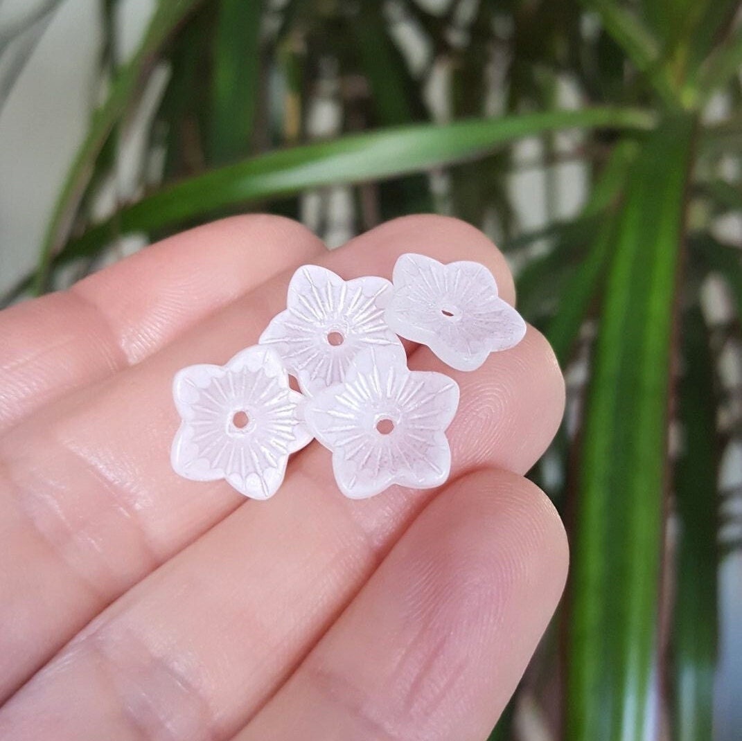 Flower shaped beads for jewelry making deals