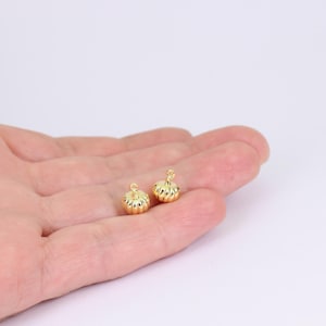 1/2/4 x kleine Kürbis Halloween Charms, vergoldetes Messing, 10 mm x 7.5 mm , von JMSLondonCo.