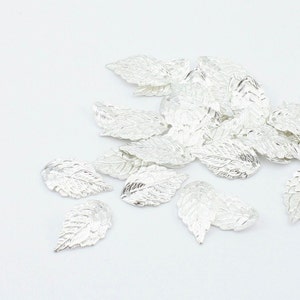 10/20/40 x Silver Plated Metal Leaves, Finely Detailed, 19mm x 11mm, by Jewellery Making Supplies London ( JMSLondonCo )