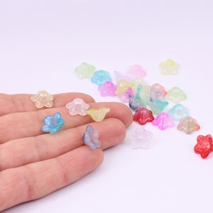 50 x Multi Coloured Random Mixed Acrylic Flower Shaped Beads, 13mm x 7mm , by Jewellery Making Supplies London ( JMSLondonCo )