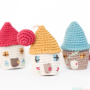 Blue Bubalú Key Holder Houses Pattern
