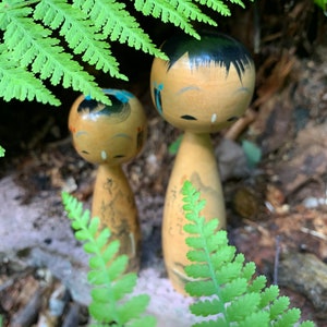 Muñecas Kokeshi de madera vintage Muñecas de madera japonesas