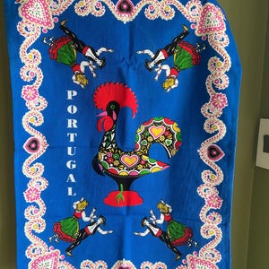 Vintage Unused Portuguese Rooster cotton kitchen towel//Galo de Barcelos decorative Cotton tea towel Portugal souvenir
