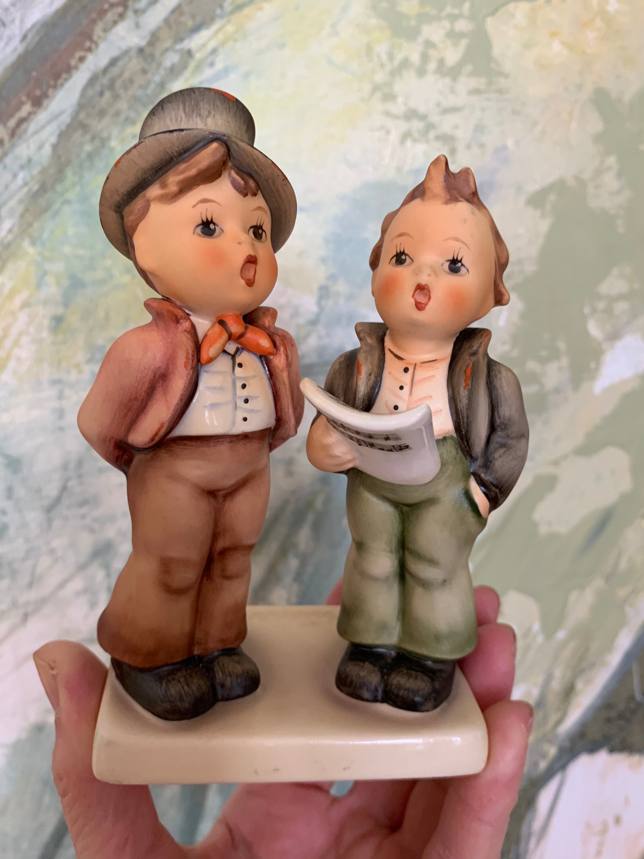 Vintage 1983 Goebel Hummel # 130 Caroling Boys Figurine W Germany