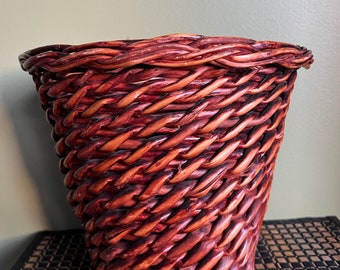 Vintage Wicker Wastebasket/Wicker Trash Can/ Wicker Waste Basket