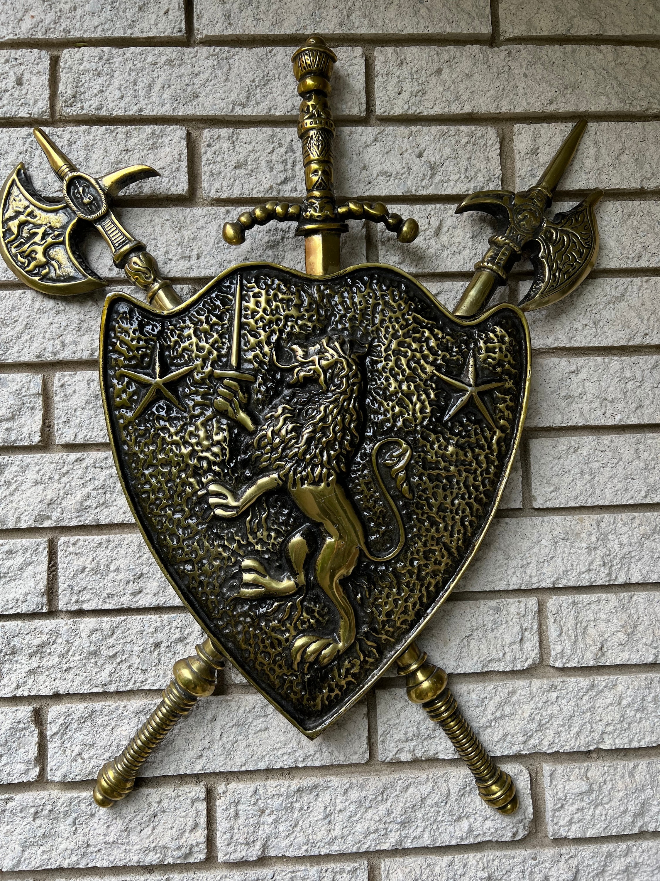 ヴィンテージ 大型中世盾とライオン斧剣 紋章壁アート/大型ライオンハート盾 紋章 中世壁掛け装飾/ - Etsy 日本, image size:2250x3000