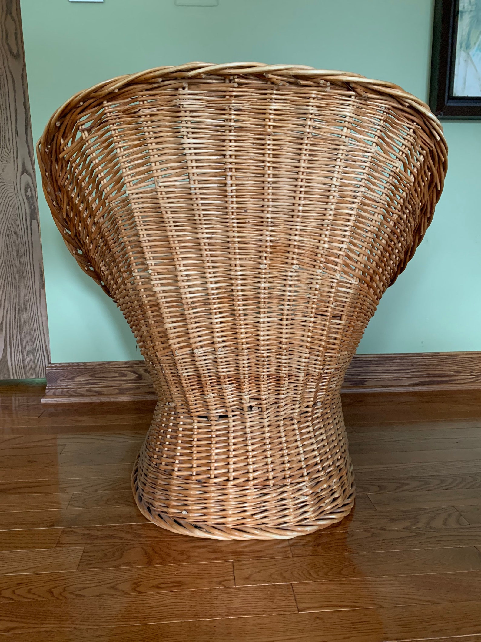 small wicker seat