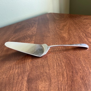Vintage Made in England Silver Plated Cake Server/ Silver Plated Cake Slicer/ Silver Pie Server