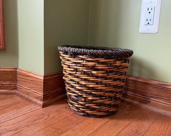 Vintage Wicker Wastebasket with Jute Edge Hand woven/ Rattan Trashcan/ Wicker Plant Cover/ Den Paper Trashcan