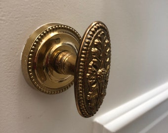 Classic Floral Oval Double Closet Knobset Polished and Laquered Brass OMNIA Made in Italy/ Classic Italian Brass Door Knob for Hall/Closets