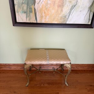 Antique Gold Gilted Cast Iron Bench with Claw foot and Fabric Top/ Italian inspired Antique Vanity Bench/Antique Window Seat/Hallway Bench immagine 2