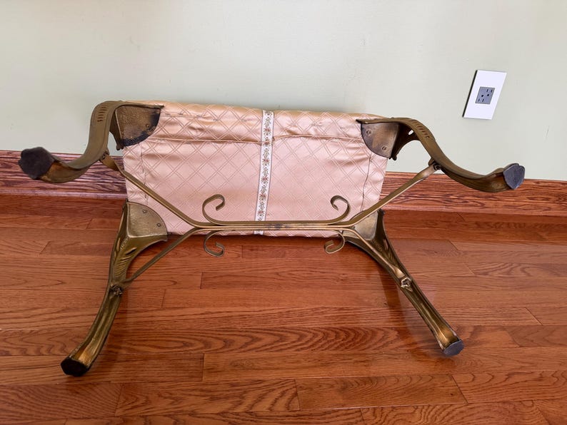 Antique Gold Gilted Cast Iron Bench with Claw foot and Fabric Top/ Italian inspired Antique Vanity Bench/Antique Window Seat/Hallway Bench immagine 10