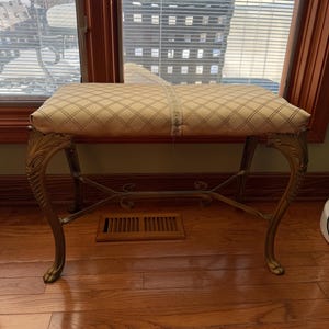 Antique Gold Gilted Cast Iron Bench with Claw foot and Fabric Top/ Italian inspired Antique Vanity Bench/Antique Window Seat/Hallway Bench immagine 6