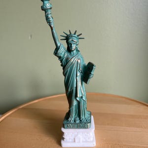Vintage Statue of Liberty Figurine with Copper Tint New York Souvenir/ Freedom Sculpture/Lady Liberty sculpture 7” T/4th of July Celebration