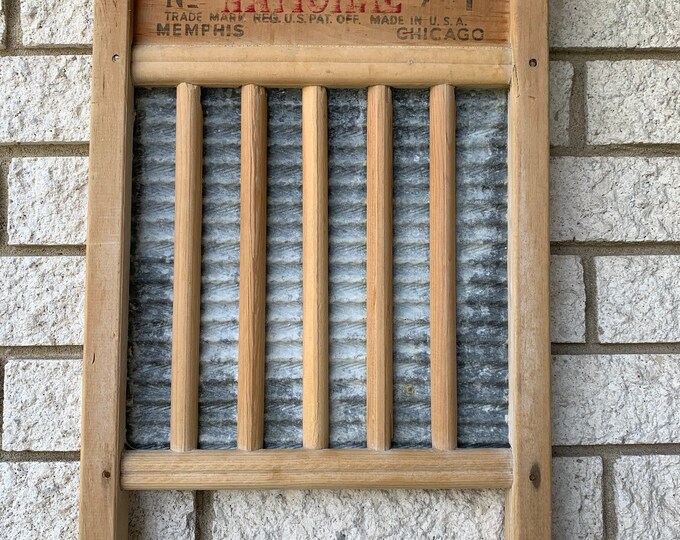 Old Zinc and Wood Washboard/ the Zinc King Washboard/ National