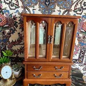 Vintage Wooden Jewelry Box 2 Necklace Carousels Ring Compartment 2 Drawers Floral Etched Glass Doors/Wooden Jewelry Armoire/Jewelry Chest