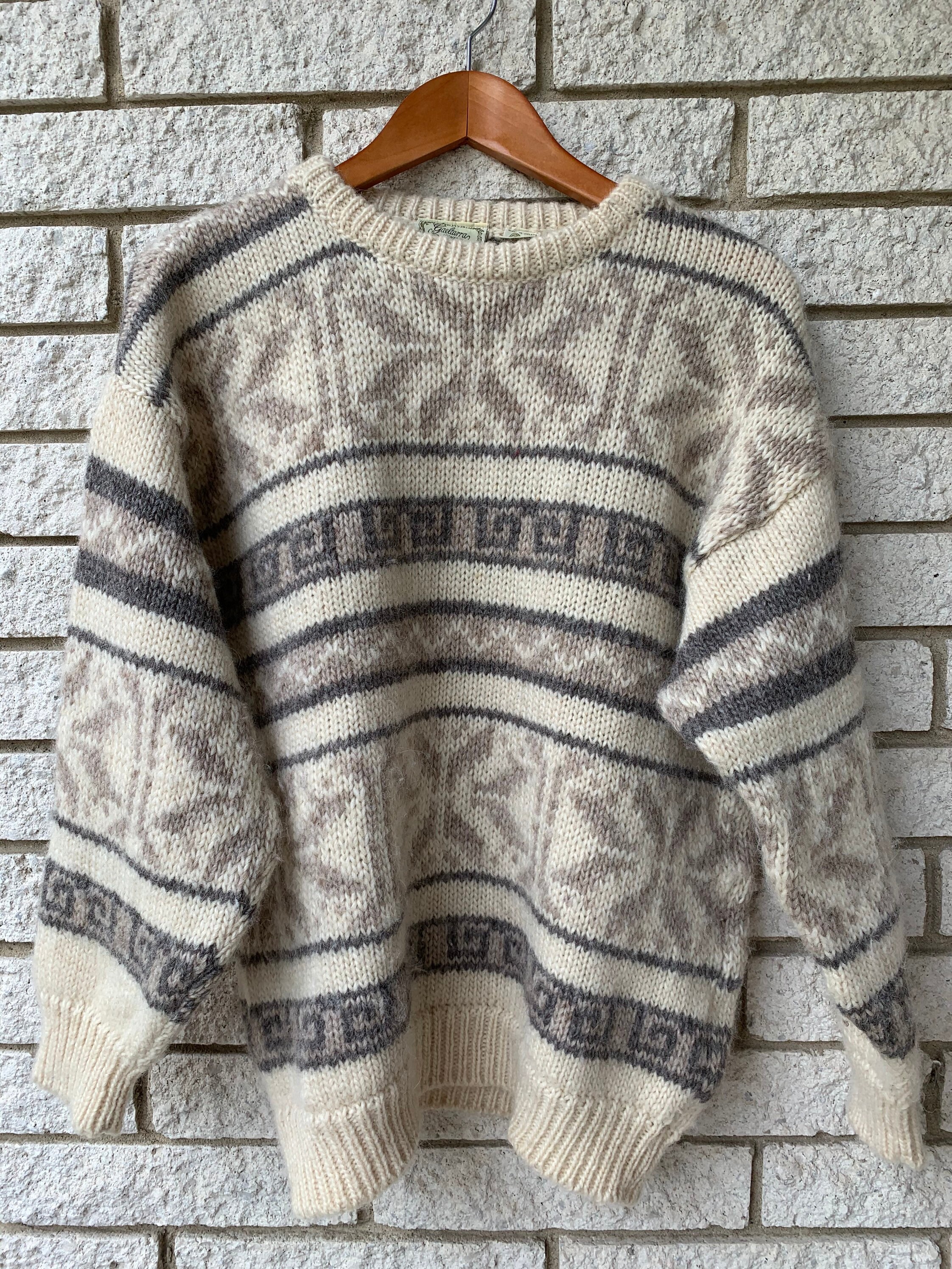 Gaeltarra loomed in County Ireland Hand Knit New wool sweater sz L Pure Wool Winter Sweater Oversized Wool Fisherman Style Sweater Pullover