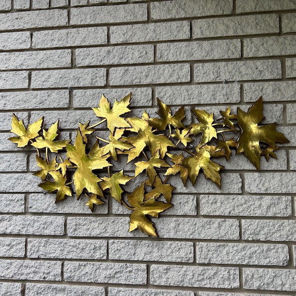 MCM 1976 Syroco Large Gold Maple Leaves Wall Hanging/Hollywood Regency Gold Resin Maple Leaves Wall Art