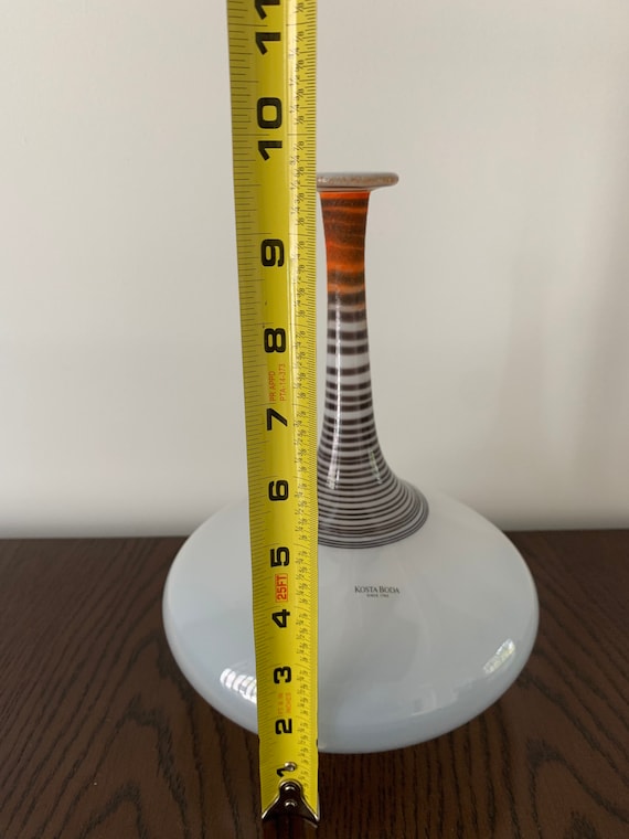 Vintage Signed Bertil Vallien for Kosta Boda Bud Vase # 7040130