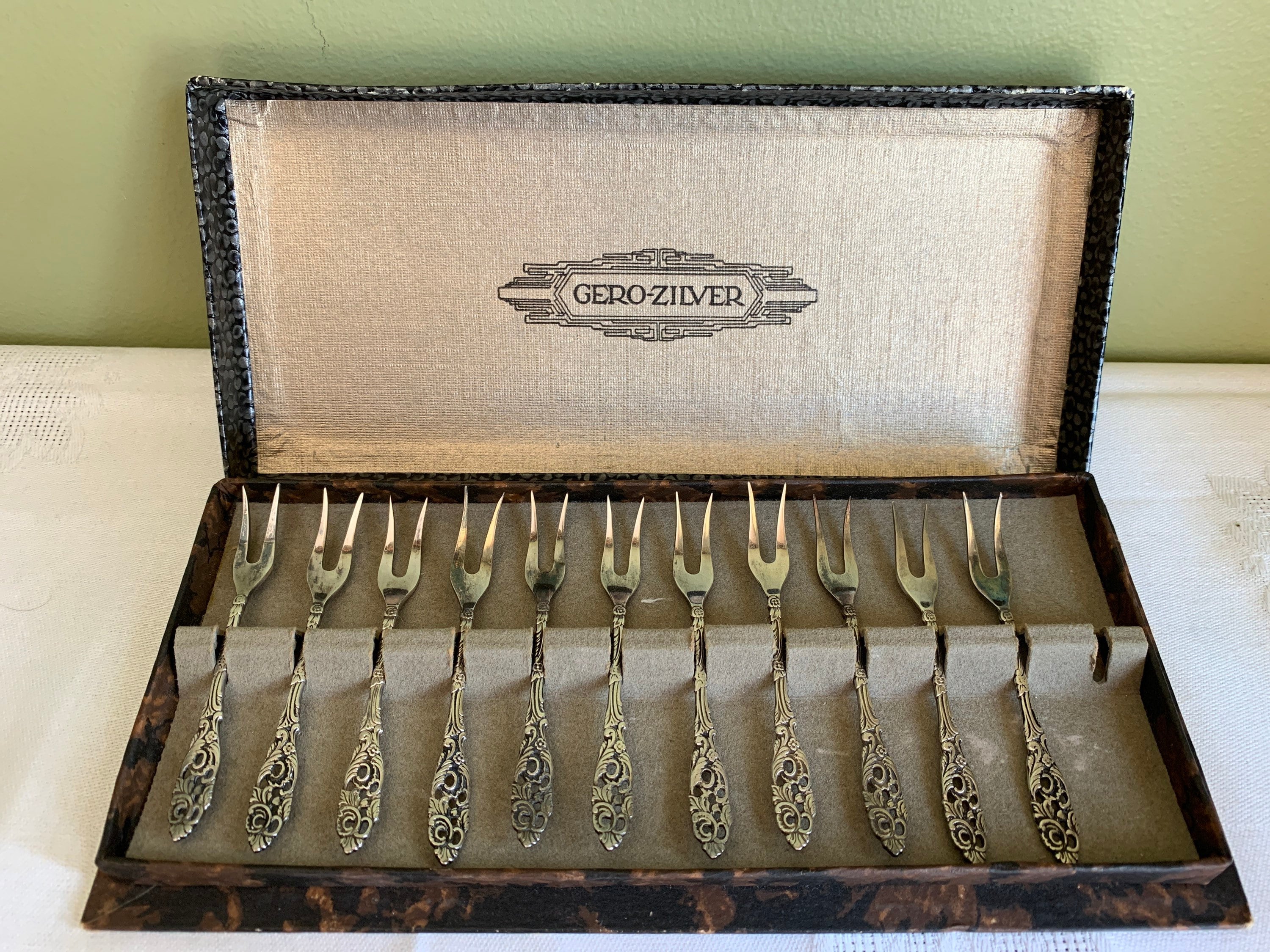 Accor dorst Circulaire RESERVED Antique Gero Zilver Set of 11 Silver Plated Ornate - Etsy Finland