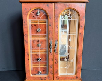 Vintage wortelnotenhout design sieradenkast: carrousel voor kettingen - spiegel - 5 lades - ringenhouder / vintage houten sieradendoos