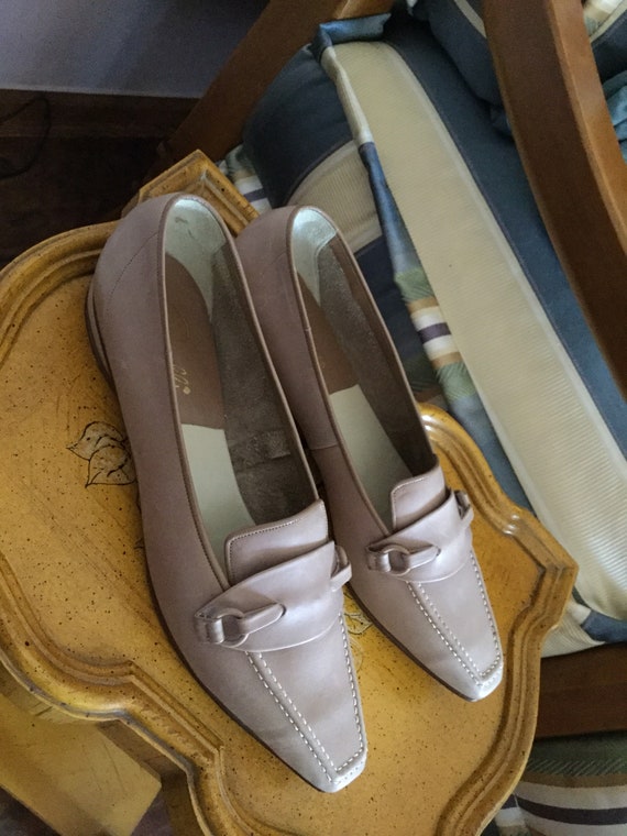 where are corelli shoes made