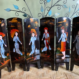 Vintage Asian Table Screen/Chinese Hand Painted Black Lacquered 6 Panels Table Divider with Mother of Pearl Insertions and Gold Dragon Print