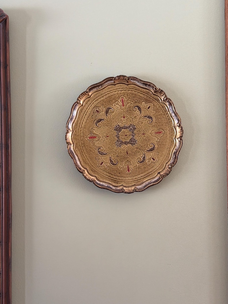 Vintage Italian Florentine Gold Gilted Round Tray 15” diameter/Large Made in Italy Florence Hand Made Gold Tray/Gold Perfume Tray image 5