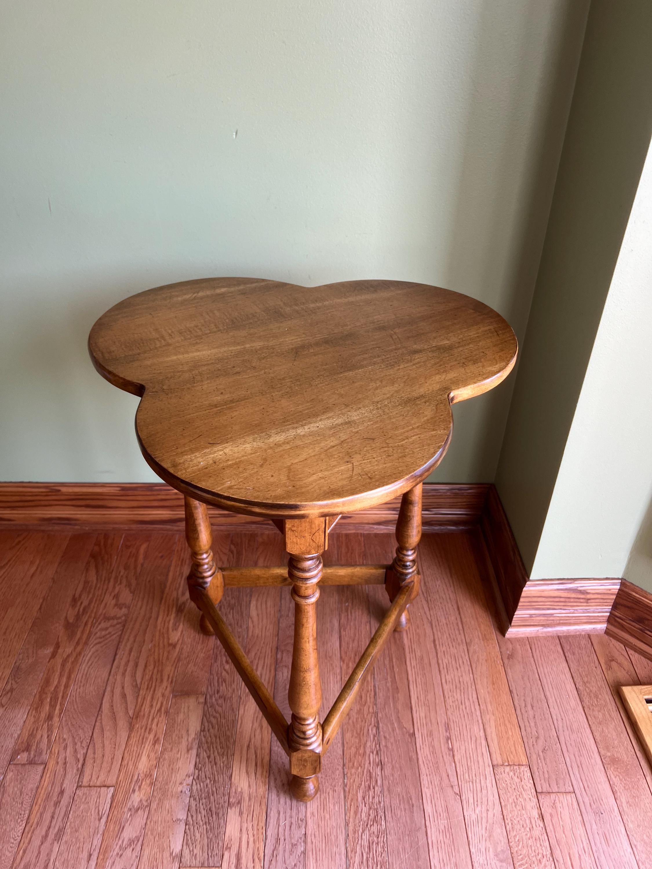 Vintage Ethan Allen Solid Wood Clover Top Table/walnut Wood