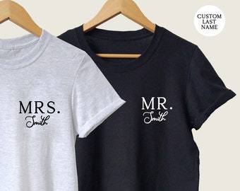 Mr And Mrs Shirts, Just Married Shirt, Flitterwochen Geschenk, Mann und Frau T-Shirts, passende Jungvermählten Shirts für Paar, Weihnachtsgeschenk