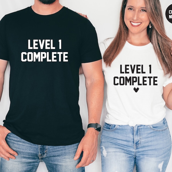 Gamer Anniversary Shirt for Him Her, 1 Level Complete Gift for Boyfriend Girlfriend, Jubiläum Personalisiertes Geschenk, Matching Couple