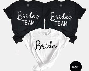 Team Bride Shirt, JGA Bulk Bachelorette Shirt, T-Shirt EVJF, Bride Squad Tribe Outfit, Maglietta addio al nubilato, Group Wedding Gifts