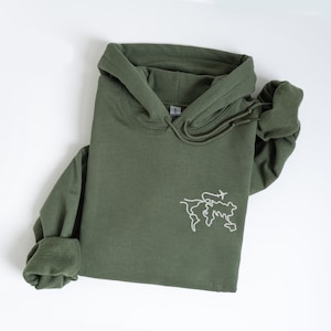 Sudadera con capucha bordada con mapa del mundo y avión, sudadera de viaje, regalo para viajeros, sudadera de vacaciones, ropa bordada