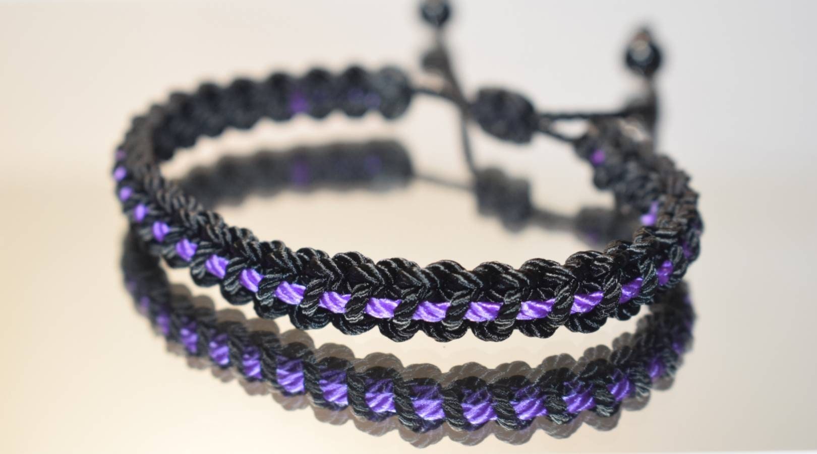 ブレスレット BLACKPURPLE Luminary Mignon Bracelet 4mm 4BFK549 Black and Purple Bracelet - Etsy