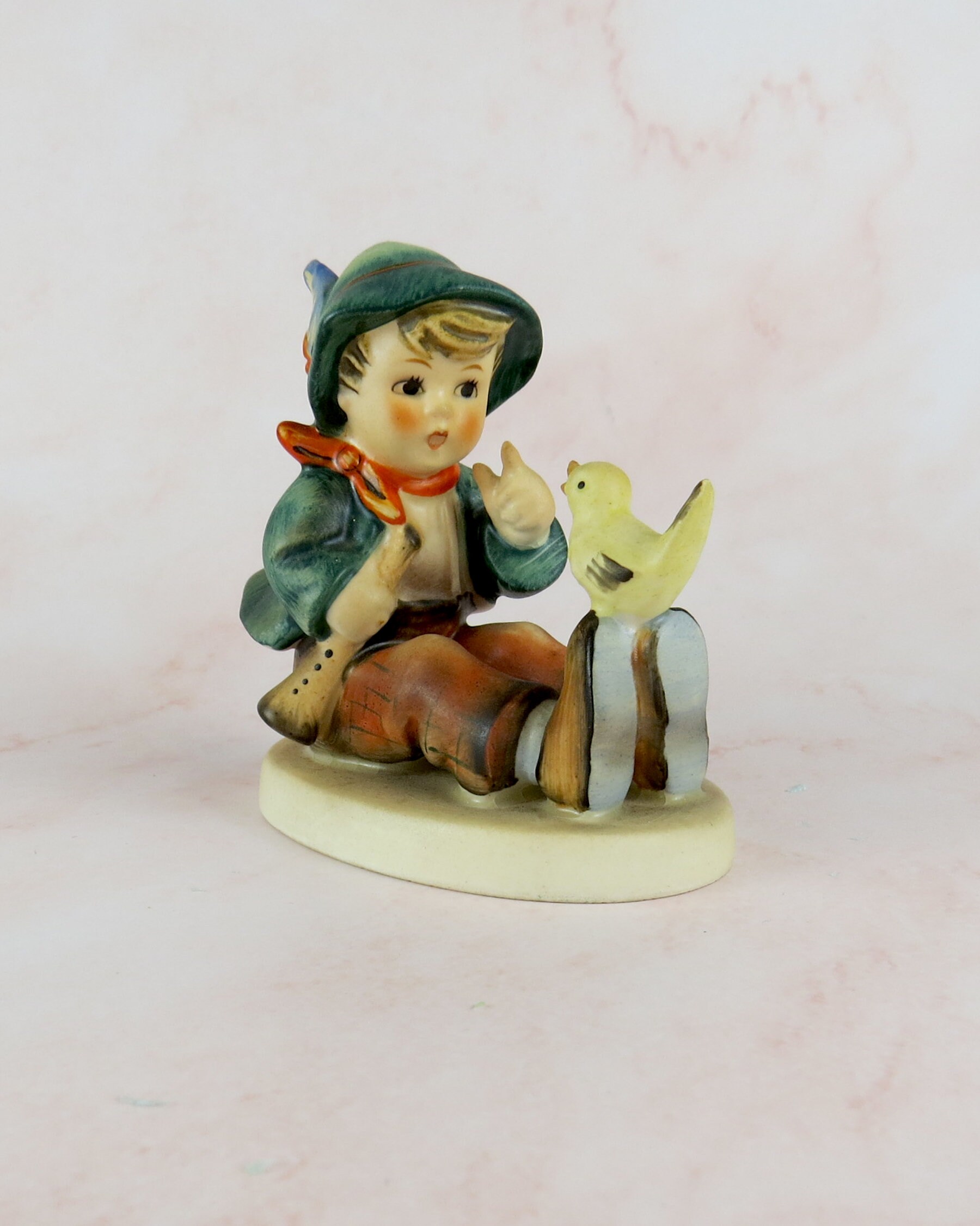 Hummel boy with bird discount