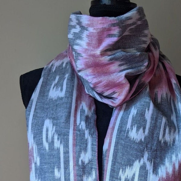 Cotton ikat scarf "Watermelon"