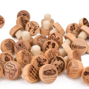 Wooden Wine Bottle Stopper, Wedding Favor, Party Favor, Giveaways, Winestopper, Personalized Wine Stopper, Save the Date-Min order 25