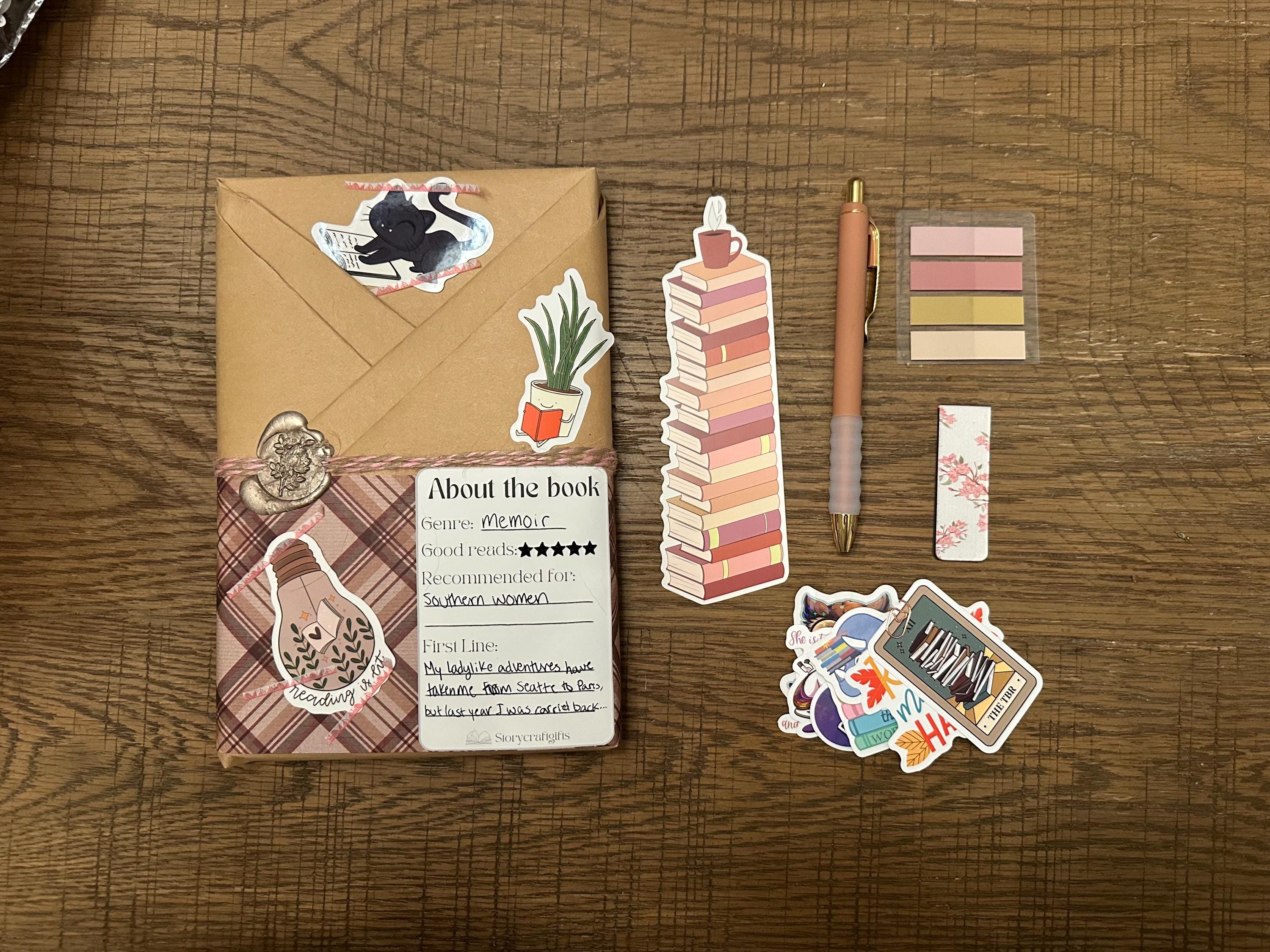 Blind Date With a Thrifted Book: Book Lover Gift Set - Etsy