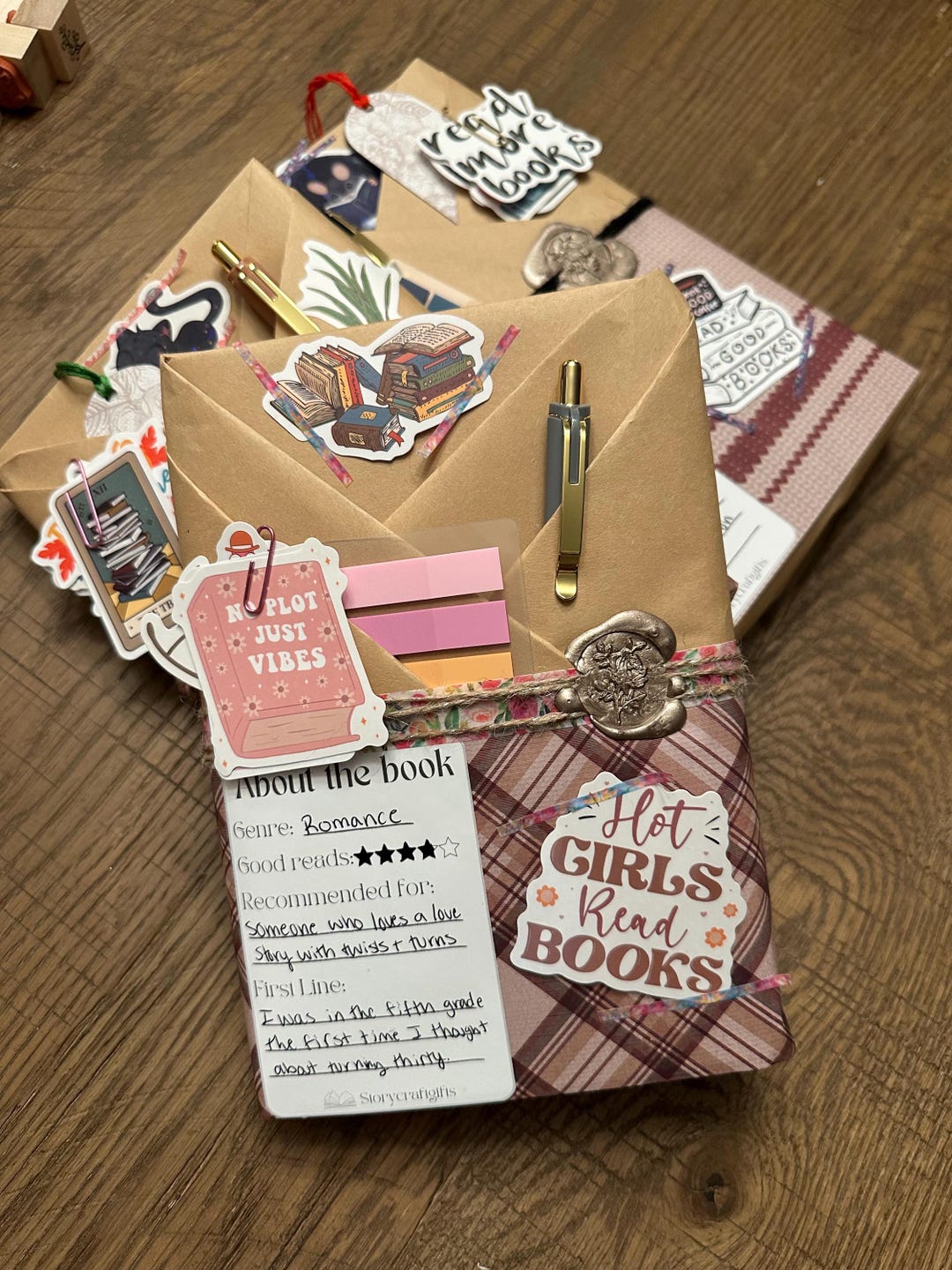 Blind Date With a Thrifted Book: Book Lover Gift Set - Etsy