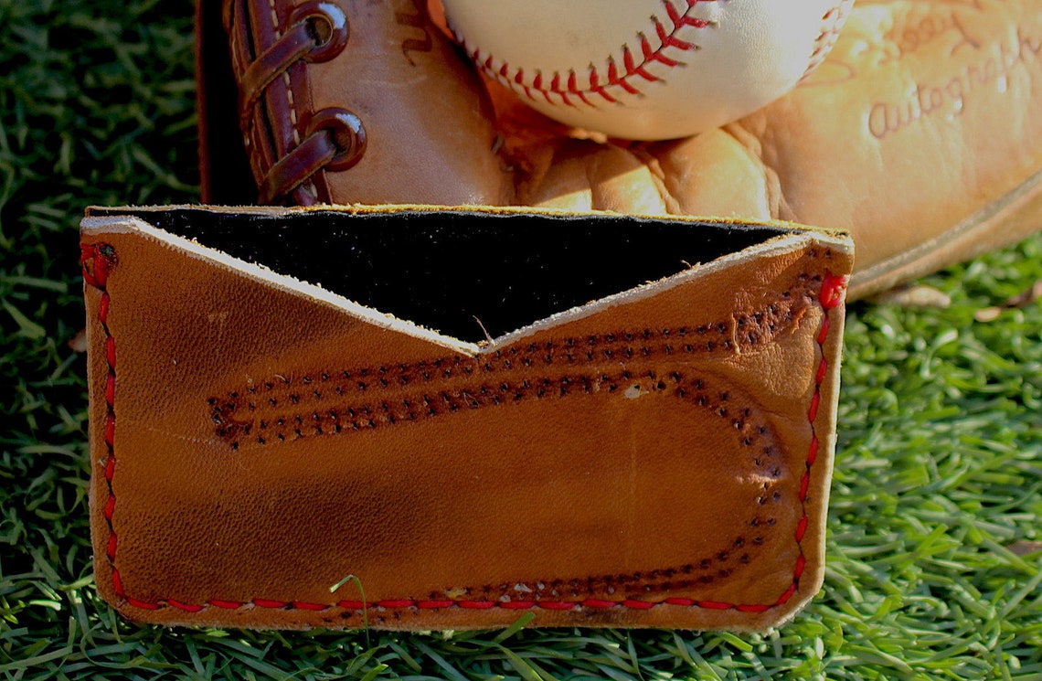 Repurposed Vintage Leather Baseball Glove Card Holder Etsy Sweden