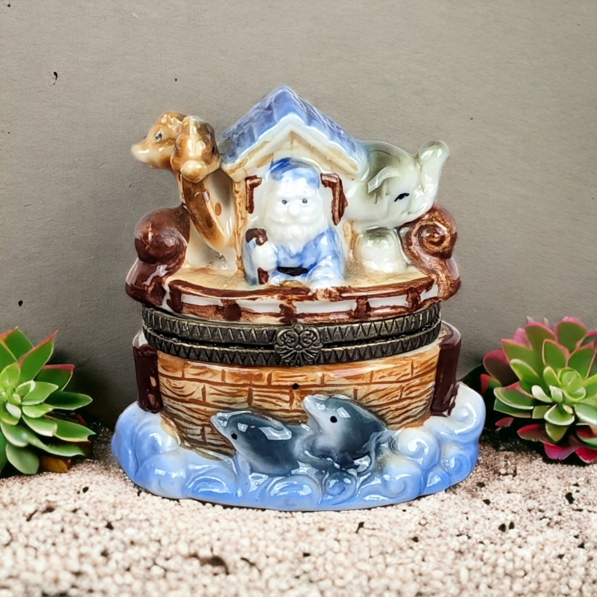 Vintage Noah's Ark Ceramic Trinket Box - Etsy